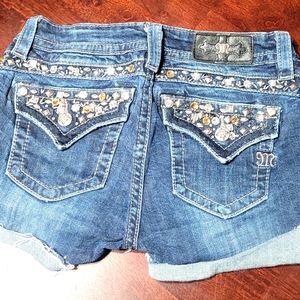 MissMe shorts size 27. Nwot. Smoke free home
